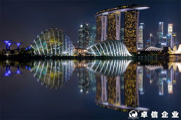 中国与新加坡签署电子商务合作谅解备忘录